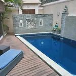 Oasis villa Seminyak Bali